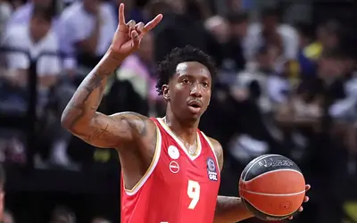 Μπάσκετ: Θρίλερ μεταγραφής Τζόουνς στον Ολυμπιακό, απουσίες στο ντέρμπι και σύλληψη!