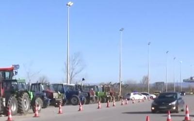 Αγρότες: Πώς θα κινηθείτε στις εθνικές οδούς την Πρωτοχρονιά;