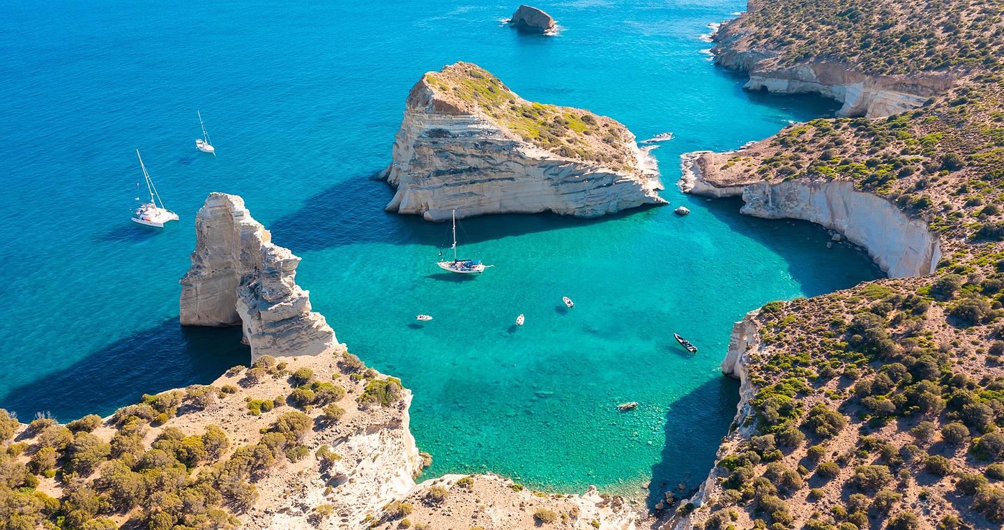 Υψώνουν «τείχος» προστασίας στα νησιά των Κυκλάδων