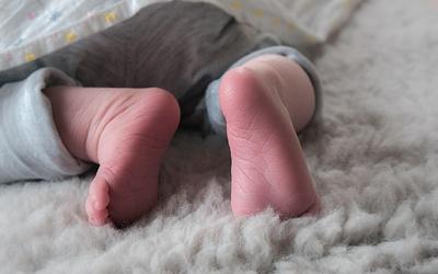 Πρωτοχρονιάτικο θαύμα στην Κρήτη: Τα πρώτα μωρά του 2026 έφεραν χαρά!