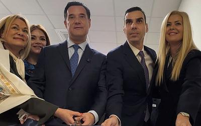 Άδωνις Γεωργιάδης: Εγκαίνια στο "Έλενα" εν μέσω αντιδράσεων και απαντήσεων