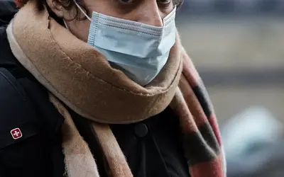 Έξαρση γρίπης στην Ελλάδα: Τι πρέπει να προσέξουμε στις γιορτές