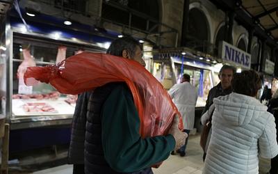 Χριστούγεννα 2025: Πού ξόδεψαν τα περισσότερα χρήματα οι Έλληνες;