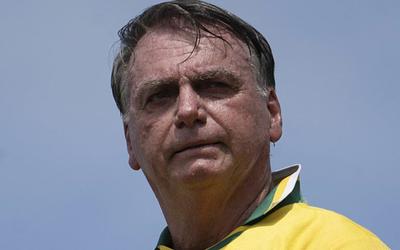 Μπολσονάρου: Νέα επέμβαση για τον επίμονο λόξυγγα – Τι ανακοίνωσε η σύζυγός του