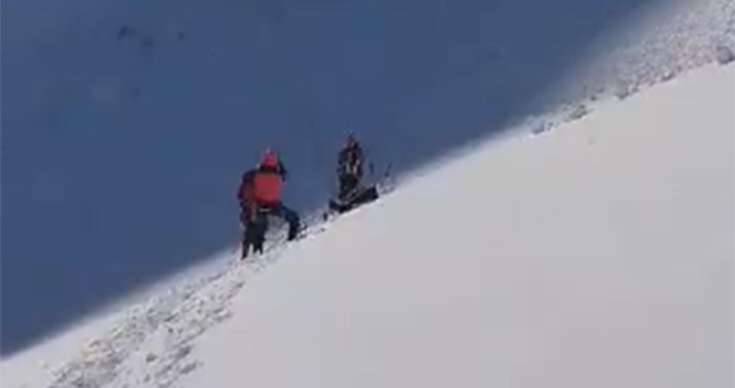 Βαρδούσια: «Οταν τα συντρίμμια της χιονοστιβάδας σταματούν, οι δίοδοι του αέρα κλείνουν»