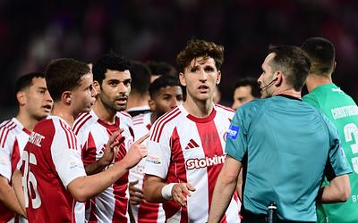 Ακυρωθέν γκολ Μουζακίτη: Αντιδράσεις στον Ολυμπιακό στο Betsson Super Cup!