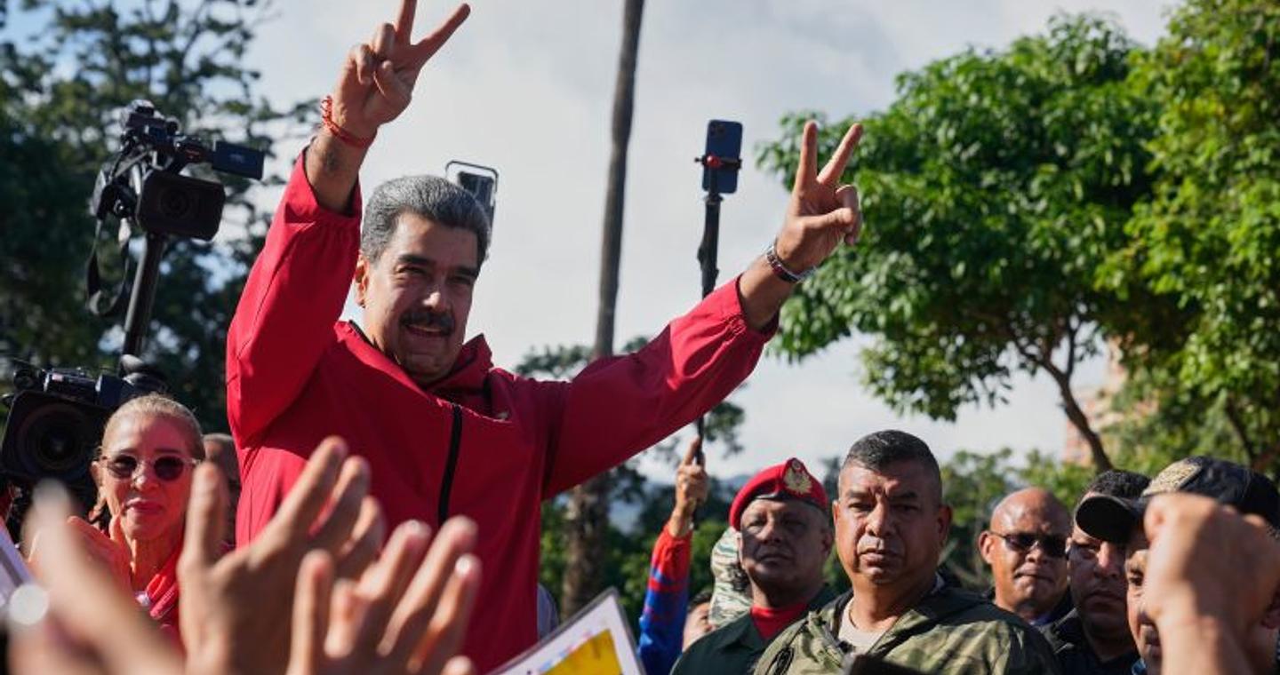 Νικολάς Μαδούρο: Το προφίλ του προέδρου που πήρε το δαχτυλίδι από τον Τσάβες