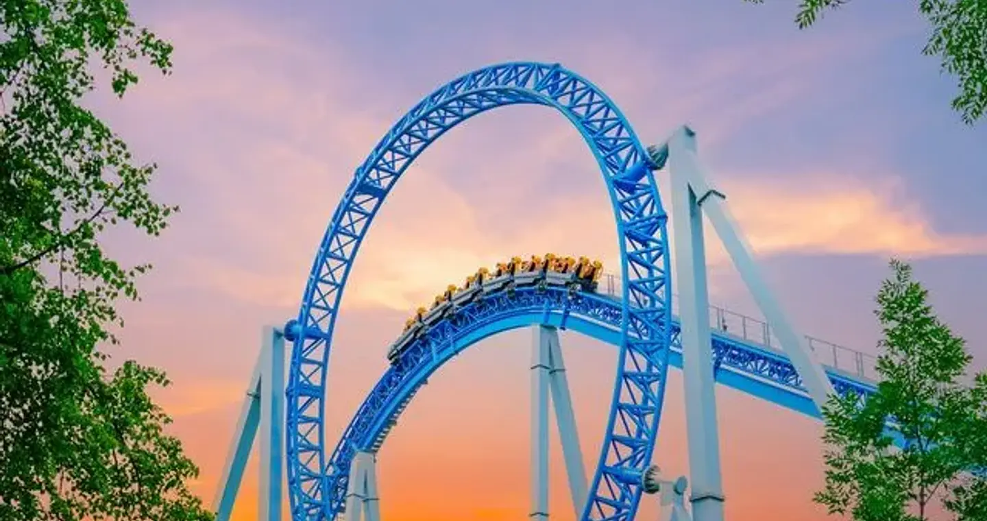 Falcon’s Flight: Άνοιξε το ψηλότερο, ταχύτερο και μακρύτερο roller coster του κόσμου
