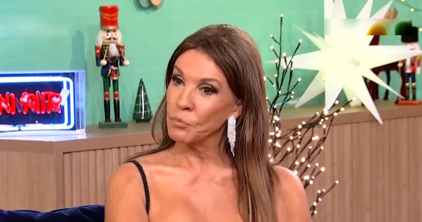 Βάνα Μπάρμπα: «Νιώθω ότι είχα μια αθωότητα, δεν καταλάβαινα το σέξινες, ήμουνα φοβερά ανασφαλής»