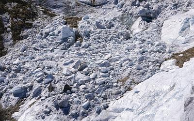 Ιταλία: Χιονοστιβάδες στις Άλπεις – Δύο νεκροί, αγωνία για τους τραυματίες