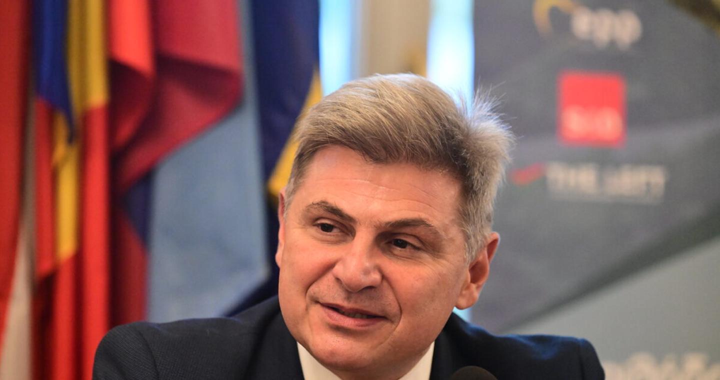 Φαραντούρης για κόμμα Καρυστιανού: Άλλοι έσπευσαν να δηλώσουν συμπόρευση σε κόμματα πριν τους ζητηθεί