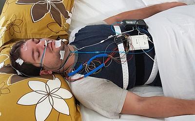 Έρευνα-έκπληξη: Ο ύπνος "προδίδει" την υγεία σου χρόνια πριν!