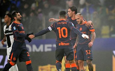 Η Ίντερ «καθάρισε» την Πάρμα και κοιτάζει την Νάπολι!