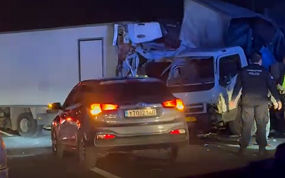 Χάος στην Κηφισό: Σύγκρουση φορτηγών, ουρές χιλιομέτρων και τραυματίες!