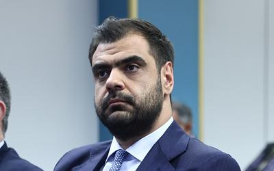 Αγρότες σε αναβρασμό: Κλιμακώνεται η ένταση με κυβέρνηση και αντιπολίτευση!