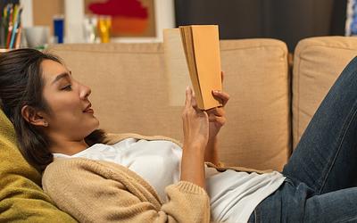 Μένουν σπίτι; Η επιστήμη αποκαλύπτει γιατί οι «μοναχικοί λύκοι» είναι πιο έξυπνοι!