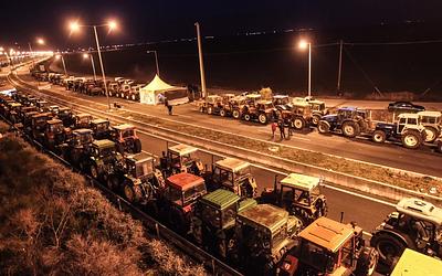 Αγρότες σε αναμονή: Κυβέρνηση υπόσχεται μέτρα, εκείνοι απειλούν με κλιμάκωση!