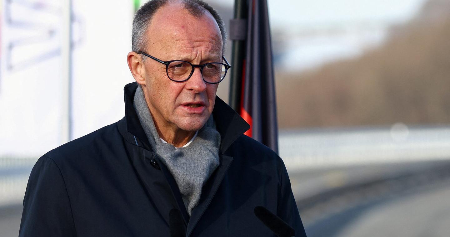 Μερτς: Σε «πολύ κρίσιμη κατάσταση» τομείς της γερμανικής οικονομίας