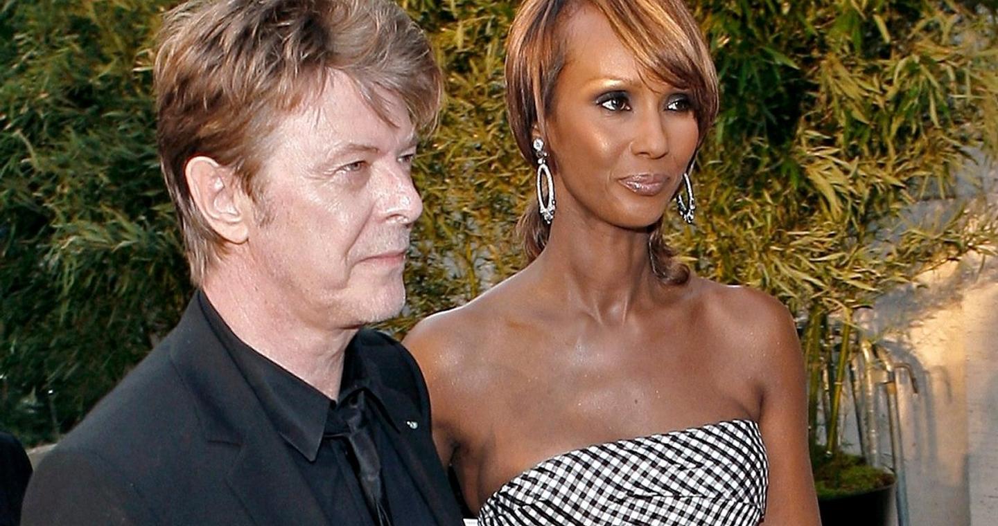 Το αφιέρωμα της Ιμάν για τον Ντέιβιντ Μπόουι, 10 χρόνια μετά το θάνατό του: «Το φως σου λάμπει ακόμη»