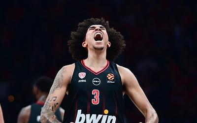 Θρίαμβος Ολυμπιακού: Συνέτριψε την Μπάγερν με MVP τον Βεζένκοφ!