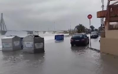 Κακοκαιρία: Χαμός σε Πελοπόννησο, Δυτική Ελλάδα, Στερεά Ελλάδα – Δρόμοι ποτάμια!