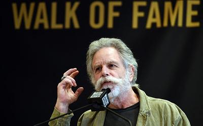 Θρήνος για τον Μπομπ Γουίρ: Έφυγε από τη ζωή ο συνιδρυτής των Grateful Dead