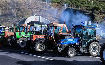 Αγρότες: Συμφωνία για συνάντηση με Μητσοτάκη, κλιμάκωση αν δεν δικαιωθούν!