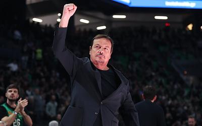 Αποθέωση για Αταμάν: Στο πλευρό του οι οπαδοί του Παναθηναϊκού!