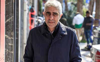 Έξαλλος ο Τσίπρας με Φαραντούρη: "Πολιτικάντης!"