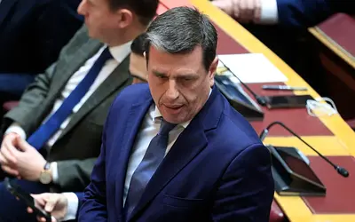 Καιρίδης κατά Δένδια: «Οι υπουργοί πάνε στη Βουλή, όχι η Βουλή στους υπουργούς»