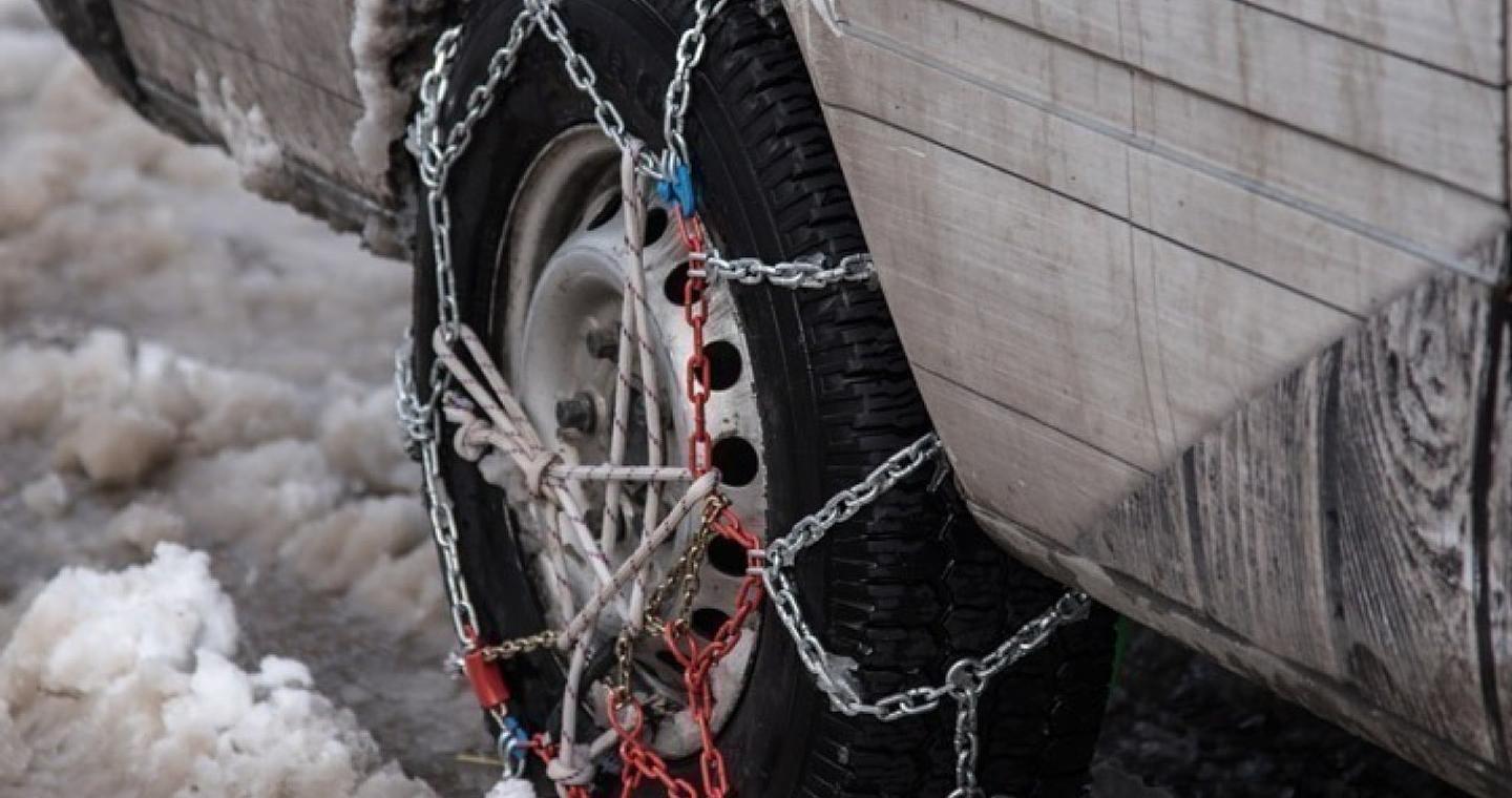 Υποχρεωτικές οι αντιολισθητικές αλυσίδες σε Πιερία, Ημαθία, Πέλλα, Κιλκίς, Σέρρες και Χαλκιδική