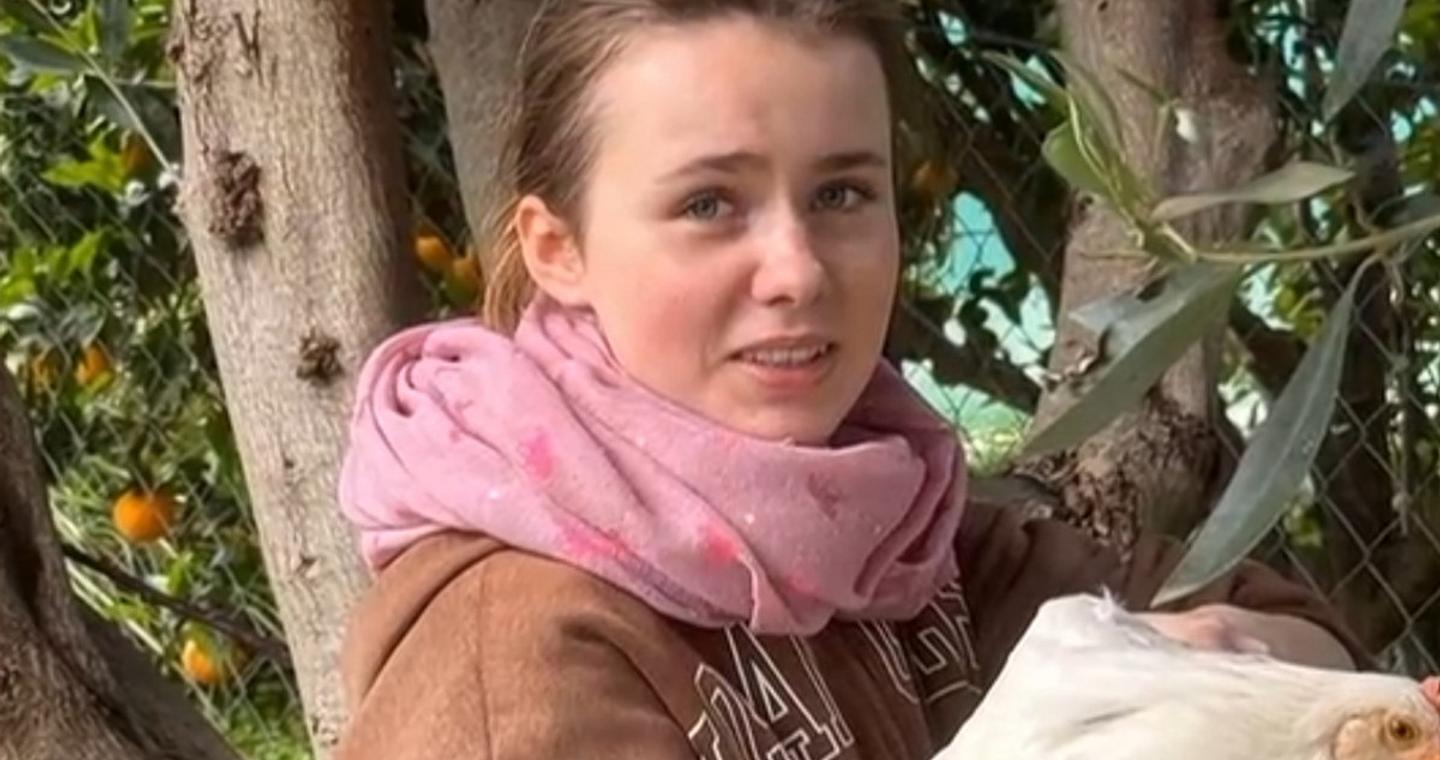 Συναγερμός για την εξαφάνιση της 16χρονης στην Πάτρα: Η μαρτυρία για συνομιλία της με άνδρα μέσα σε αμάξι και η επίσκεψη σε ενεχυροδανειστήριο