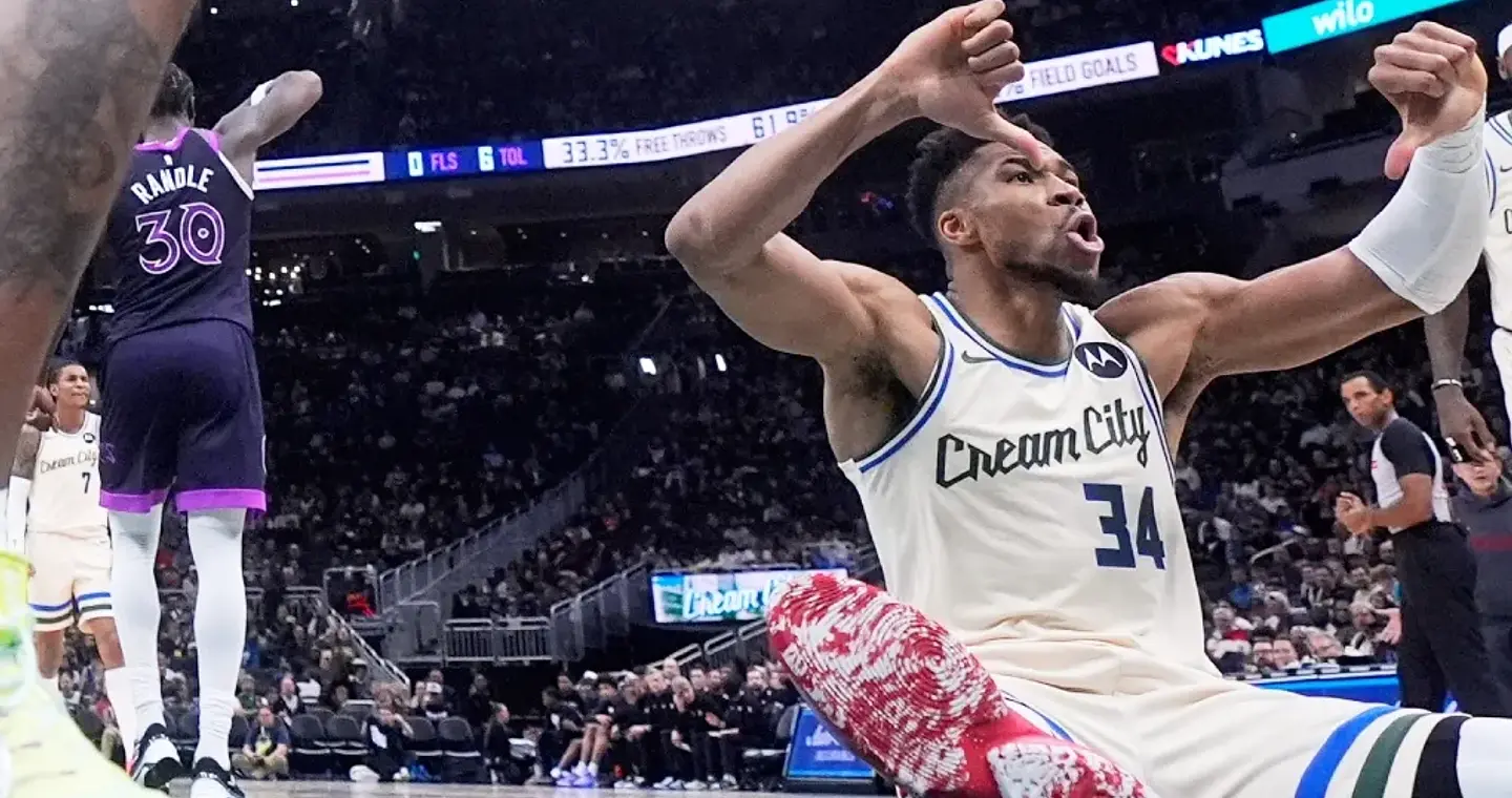 Οργή Αντετοκούνμπο για τις αποδοκιμασίες των οπαδών των Μπακς [βίντεο]