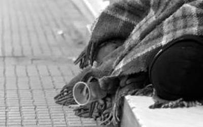 Έκτακτα μέτρα στην Αθήνα λόγω ψύχους: Θερμαινόμενοι χώροι και βοήθεια στους αστέγους