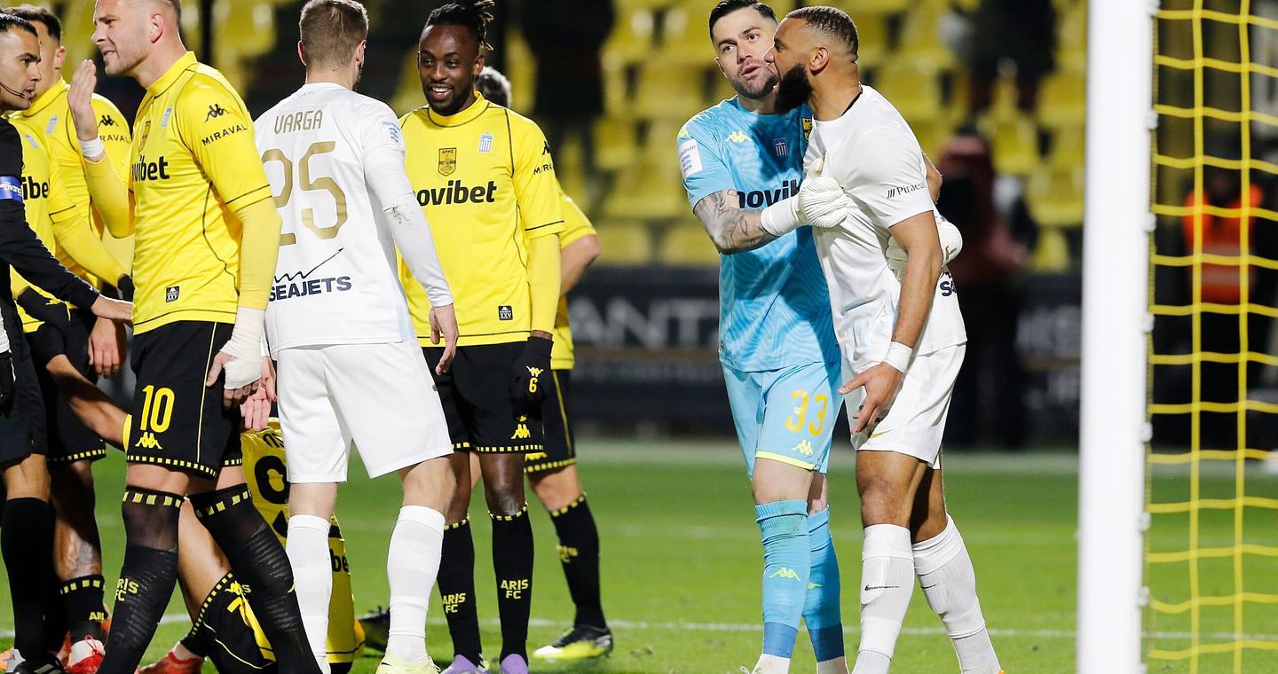 Super League: Φρένο στο σερί της ΑΕΚ και απώλεια κορυφής