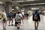 Λονδίνο: Εκατοντάδες χωρίς παντελόνια στο μετρό!