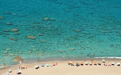 Ελληνικά νησιά 2026: Οι κορυφαίοι προορισμοί που προτείνει το Conde Nast Traveller