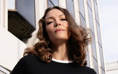 Βίκυ Καγιά: Σπάνια εμφάνιση με την κούκλα κόρη της, Μπιάνκα, στην Αθήνα!