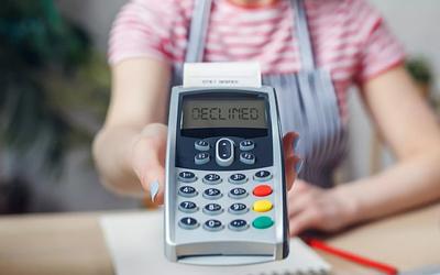 Gen Z: Oικονομική κρίση και απορρίψεις πληρωμών – Τι συμβαίνει;