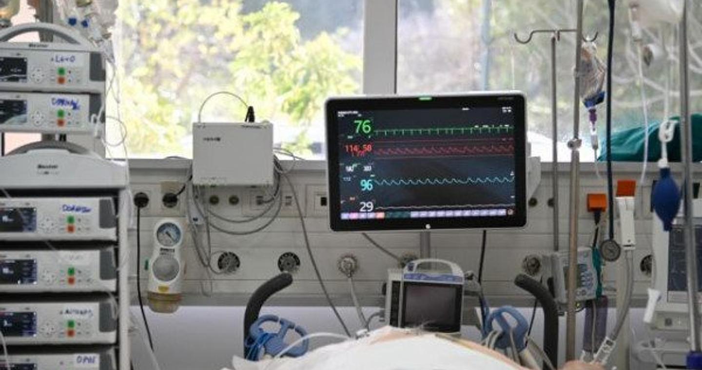 Κρήτη: Στη ΜΕΘ του ΠΑΓΝΗ με μηνιγγίτιδα 25χρονη ειδικευόμενη γιατρός