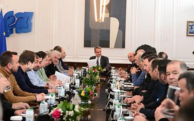 Συνάντηση Μητσοτάκη-Αγροτών: Κλείδωσε η ημερομηνία, ποιος αποκλείστηκε και γιατί