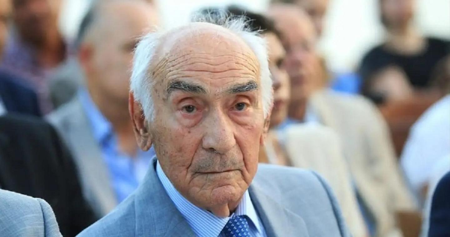 Πέθανε ο Αλέξανδρος Παπαδόγγονας, πρώην υπουργός της ΝΔ και αντιναύαρχος του Πολεμικού Ναυτικού