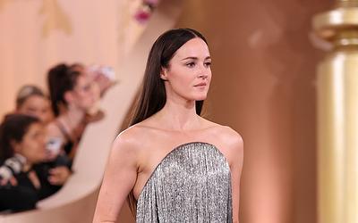 Minimal μανικιούρ: Η τάση που απογειώθηκε στις Χρυσές Σφαίρες!