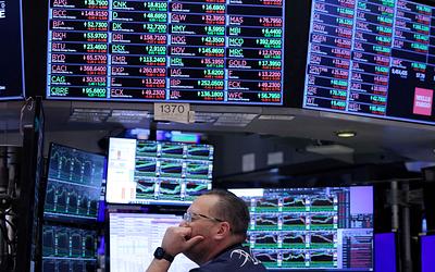 Ελληνικά ομόλογα: Η Barclays προβλέπει άνοδο και ξεχωρίζει την Ελλάδα!