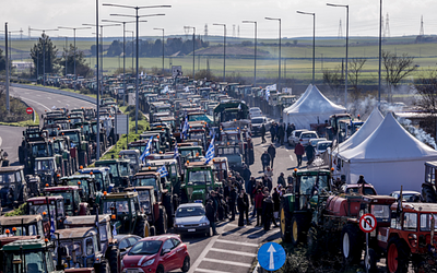 Αγρότες: Συνάντηση με τον Πρωθυπουργό χωρίς τρακτέρ, συμφωνία για ΟΣΔΕ και ΑΤΑΚ
