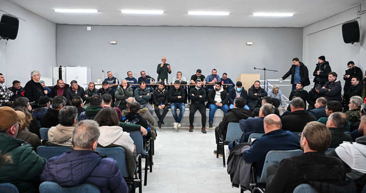 To παρασκήνιο της συνάντησης Μητσοτάκη - αγροτών και το θρίλερ της ισόπαλης ψηφοφορίας 