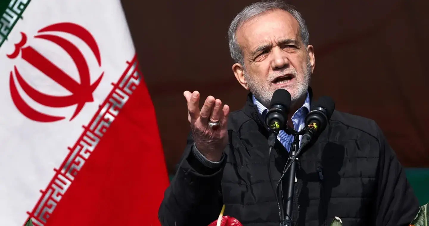 Πεζεσκιάν: Επίθεση στον Χαμενεΐ θα σημαίνει ολοκληρωτική επίθεση στο ιρανικό έθνος