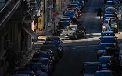 Χώρος στάθμευσης, θησαυρός: Πόσο κοστίζει η απόγνωση της Αθήνας;