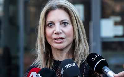 Άμβλωση: Θύελλα αντιδράσεων για δήλωση Καρυστιανού περί "δημόσιας διαβούλευσης"