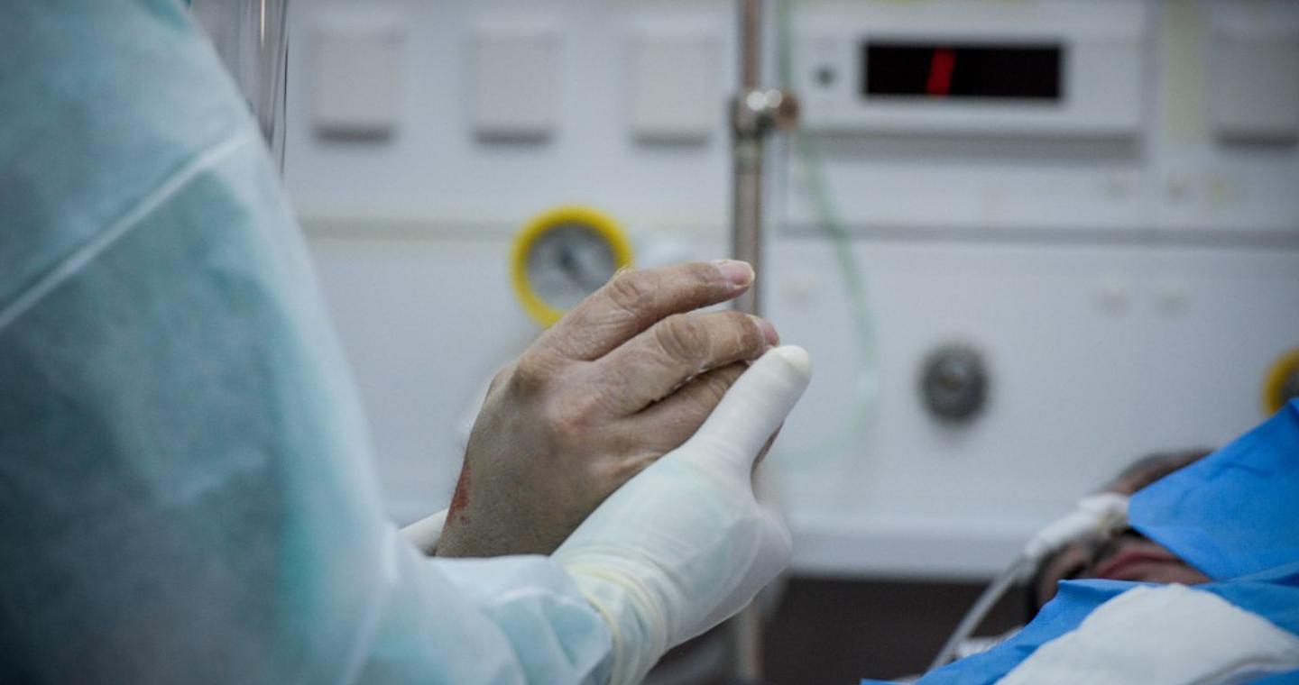 Γρίπη: Καλπάζει η μεταδοτικότητα- ασθμαίνοντας ακολούθησε ο εμβολιασμός